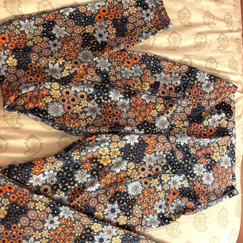 Offline/ Aerie real me leggings